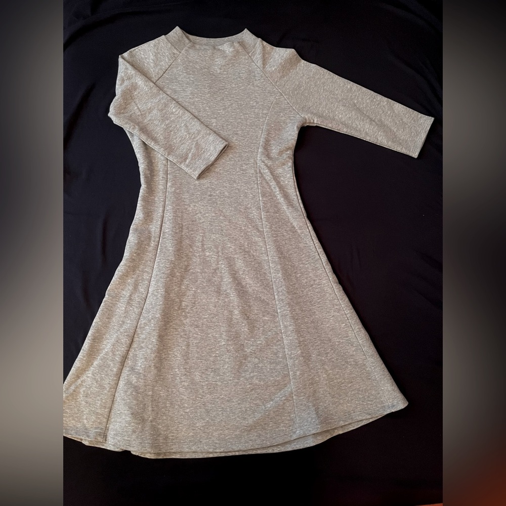Uniqlo gray long sleeve dress